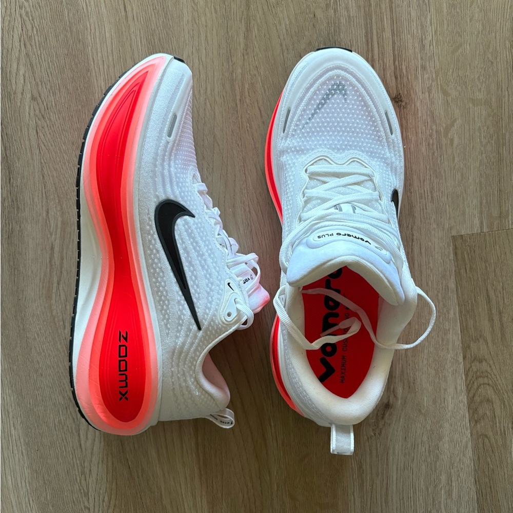 Nike Vomero 18 Plus